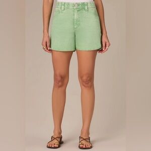 SKYRISE DOLPHIN SHORTS WITH SURPLUS HEM